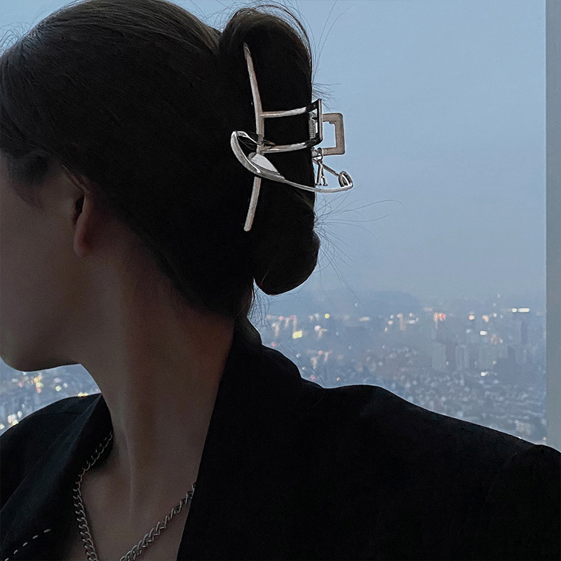 AMORCOME Dizajn Sigurnosna velika metalna igla Kandže za kosu Ukosnice za žene Djevojke Dodaci za kosu Ukosnice Ukosnice Pokrivala za glavu 2021.