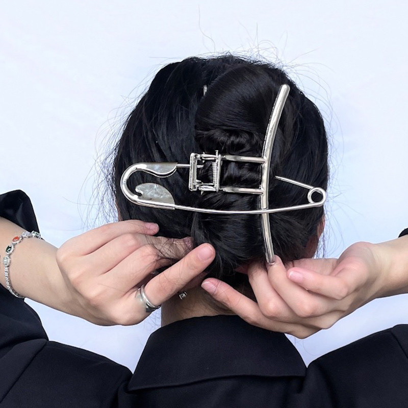 AMORCOME Dizajn Sigurnosna velika metalna igla Kandže za kosu Ukosnice za žene Djevojke Dodaci za kosu Ukosnice Ukosnice Pokrivala za glavu 2021.