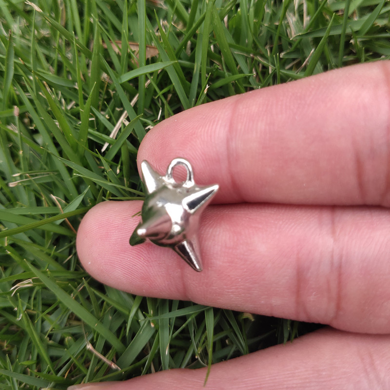 WZNB 8Pcs Legure Thorns Charms Čvrsta kuglasta geometrija Privjesak za hip hop Izrada nalaza za nakit Diy Ogrlice Dodaci za narukvice