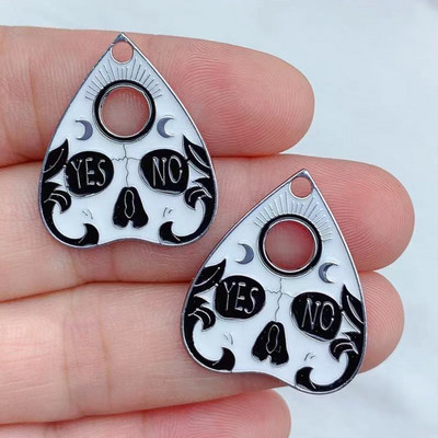 10db Boszorkány Ouija Zománcos medál Boszorkánymacska Nap Hold Koponya Medál Ékszerekhez Barkácsolás Ékszer Találatok Tervező Chramok