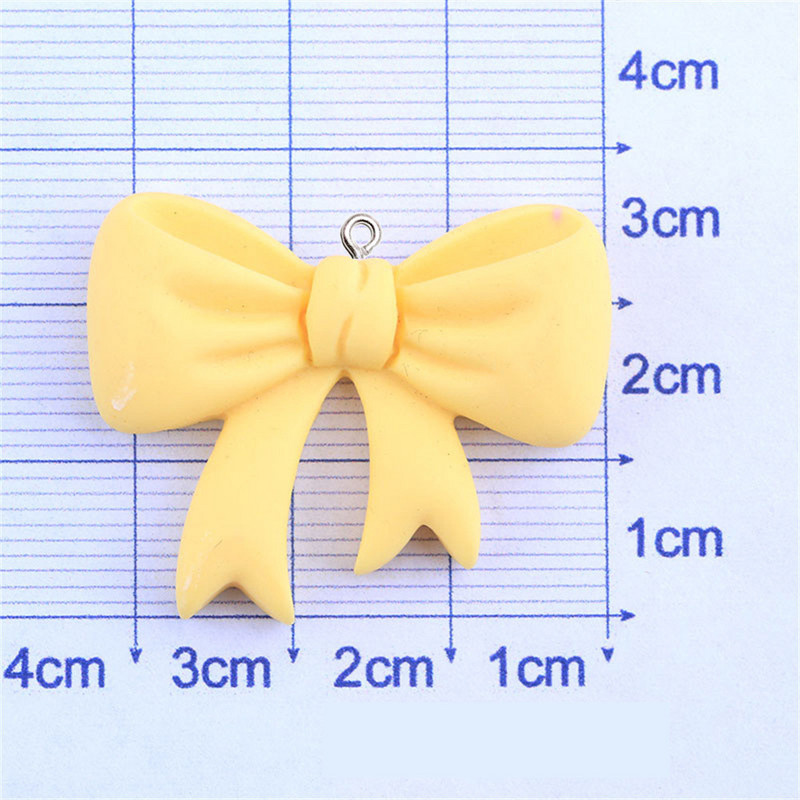 10Pcs Kawaii Bowknot Resin Charms Naušnica Ogrlica u obliku ušice DIY slatki privjesci Privjesak za ključeve Dodaci za kosu Modni nakit