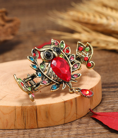 Morkopele Owl Crystal Hair Claw Clip Винтидж метална игла за коса Бижута Планичен кристал Аксесоари за коса за жени Банкет