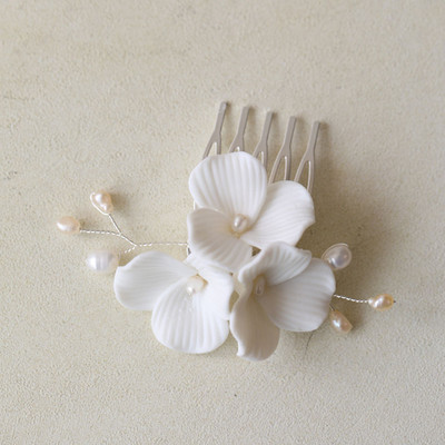 SLBRIDAL din aliaj lucrat manual, frunze, strass, flori de ceramică, perle de apă dulce, pieptene de păr de mireasă, accesorii de păr pentru nuntă, bijuterii pentru femei