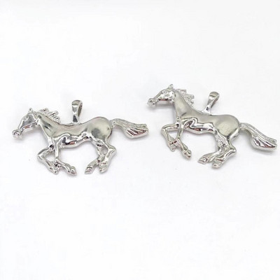 Vysokokvalitné 4 ks 40*63 mm päťfarebné vintage kovové zliatiny zinku prívesky s koňom Pegasom, vhodné pre šperky, prívesky so zvieratami.