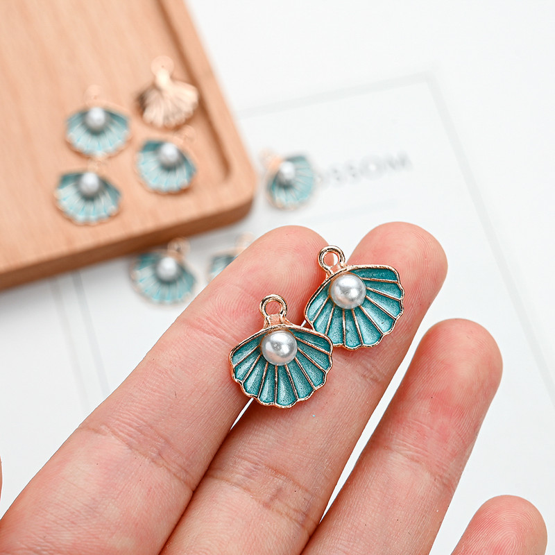 10 vnt Scallop Shell Pearl emalio žavesiai papuošalams gaminti rankų darbo pakabukas apyrankės karoliai auskarai amatų priedai