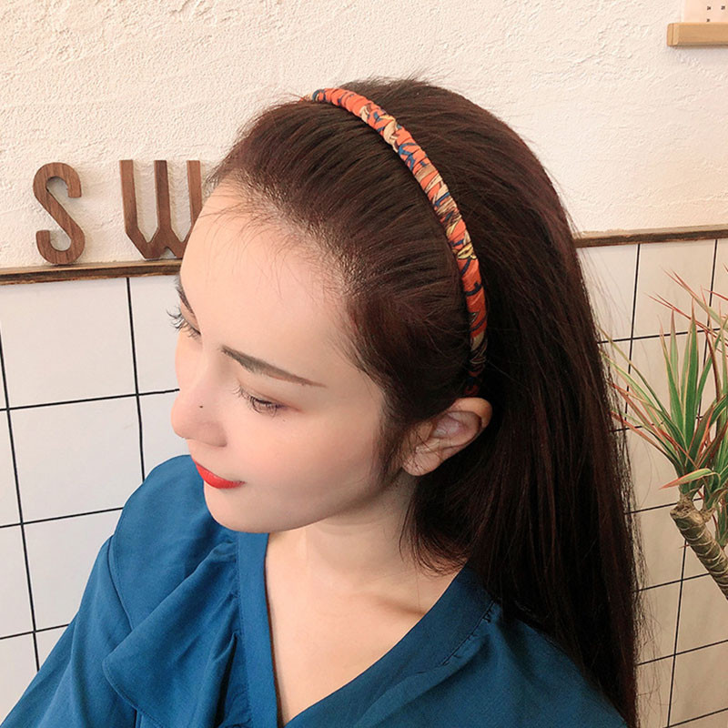 Novi modni protuklizni obruči za kosu za žene Djevojčice Traka za kosu sa zupcima Češalj Traka za glavu Retro tkanina Traka za kosu Dodaci za kosu