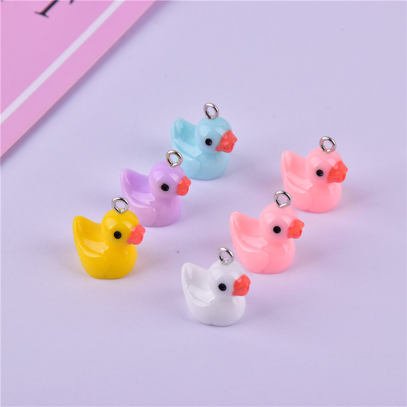 Amestecați 20 buc/lot brelocuri din rășină animală de rață mică pentru fabricarea de bijuterii DIY Accesorii de bijuterii în vrac 15*19mm