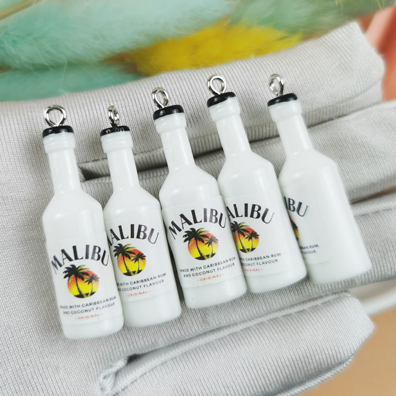 JeQue 10db 3D alkoholos sörösüveg gyanta bűbáj barkácsoláshoz ékszerekhez kiegészítő fülbevaló bűvész ékszerkészítéshez