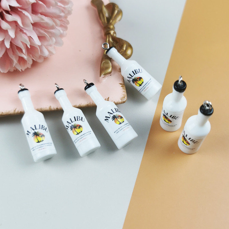 JeQue 10db 3D alkoholos sörösüveg gyanta bűbáj barkácsoláshoz ékszerekhez kiegészítő fülbevaló bűvész ékszerkészítéshez