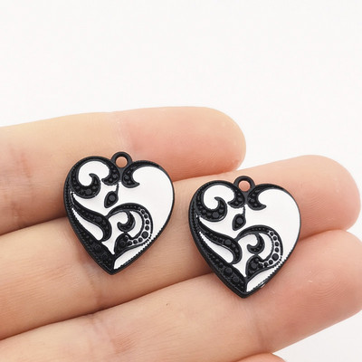 5db 20x23mm Retro szívbűbáj gótikus ötvözet tibeti medálok antik ékszer készítés kis medál barkács kézzel készített kiegészítők