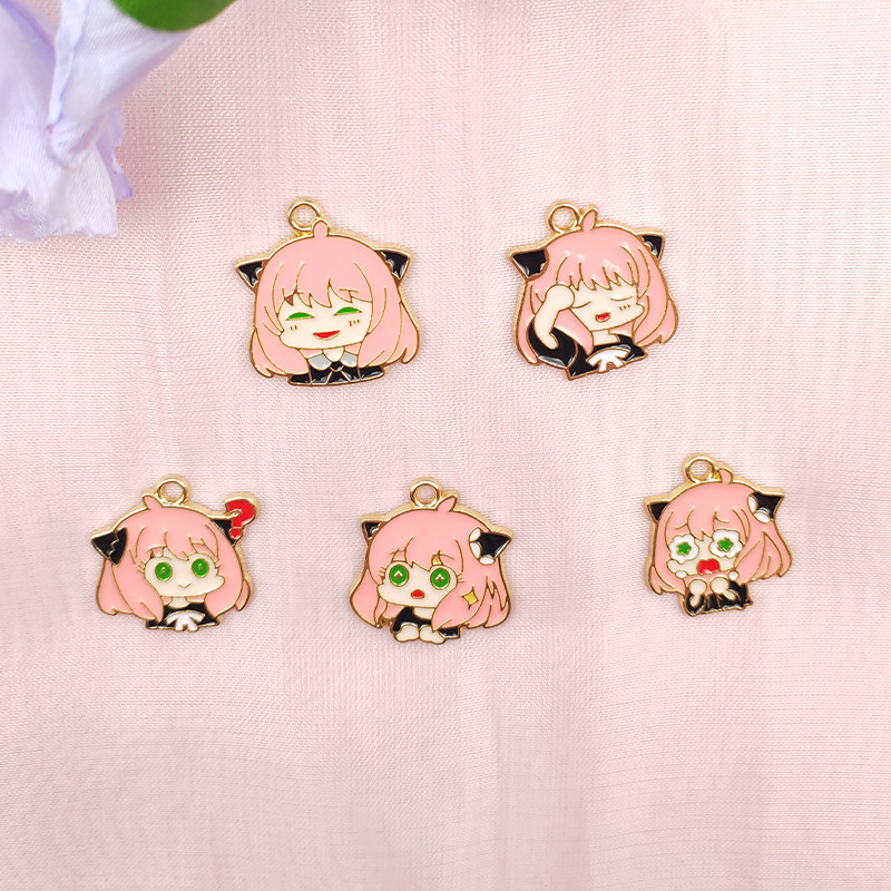 10db Ötvözet bűbáj Rajzfilm Anime karakter SPY×FAMILY Medál Fülbevaló Barkács karkötő Nyaklánc Ékszer Kiegészítők Kawaii Charms