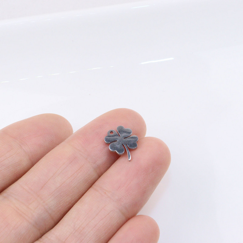 10db 9*12mm-es Wholesell rozsdamentes acél kiváló minőségű Mirro Polish Clover Charm medál barkács nyaklánc karkötők fakulás nélküli színtelen