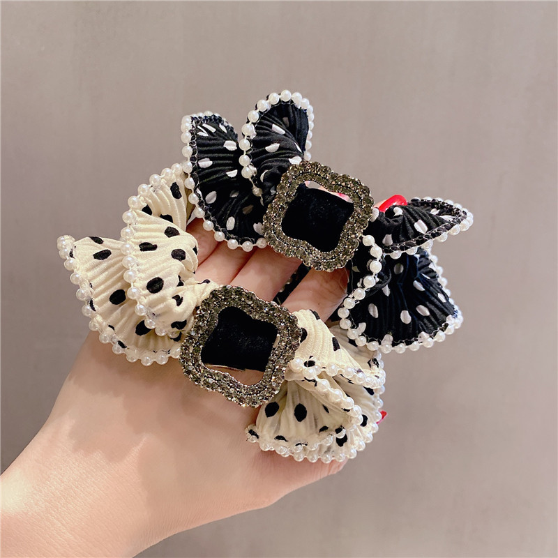 Ruoshui Woman Girls Crystal Plaukų Kaklaraiščiai Taškiniai Perliniai Scrunchies Moteriški Plaukų Aksesuarai Žiedai Guminės juostelės Arklio uodegos laikikliai Galvos apdangalai