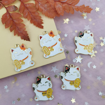 10gb Cute karikatūra Emalja Lucky Cat Piekariņi Metāla Dzīvnieki Piekariņi Kuloni Fit Rokassprādzes Atslēgu piekariņi Peldoši DIY Rotaslietas Aksesuāri