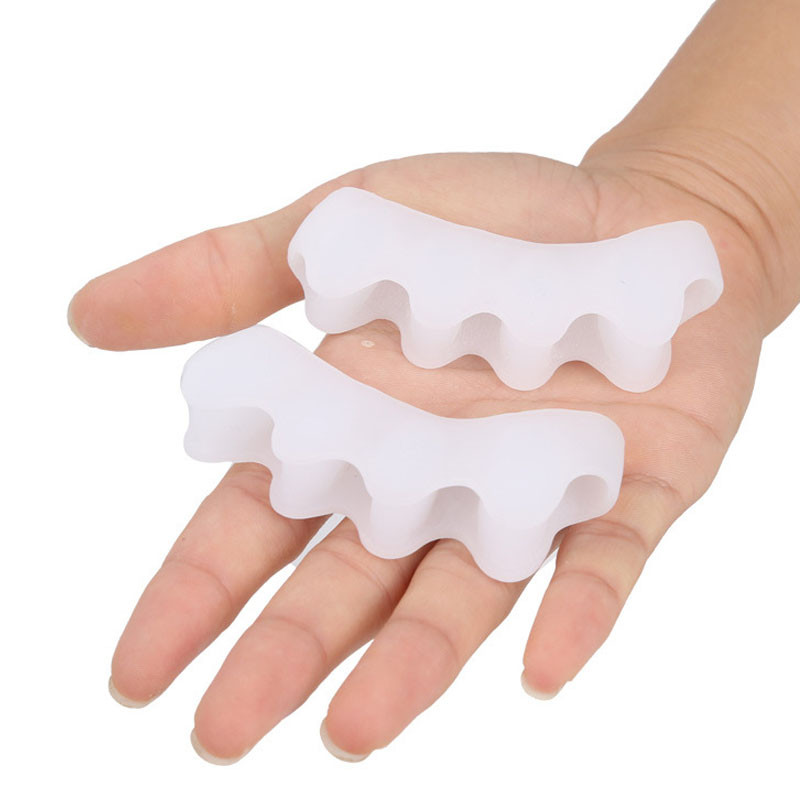 Korekcija odvajača nožnih prstiju Silikonski korektor čukljeva Hallux Valgus Spacer ispravljač za ravnanje Ublažava bol Siguran za višekratnu upotrebu Njega stopala