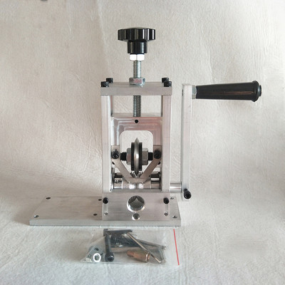 Mașină electrică manuală de decojit sârmă deșeuri Dezipător de cablu DIY mașină de decojit sârmă deșeuri de cupru pentru cablu cu diametrul 0-30MM