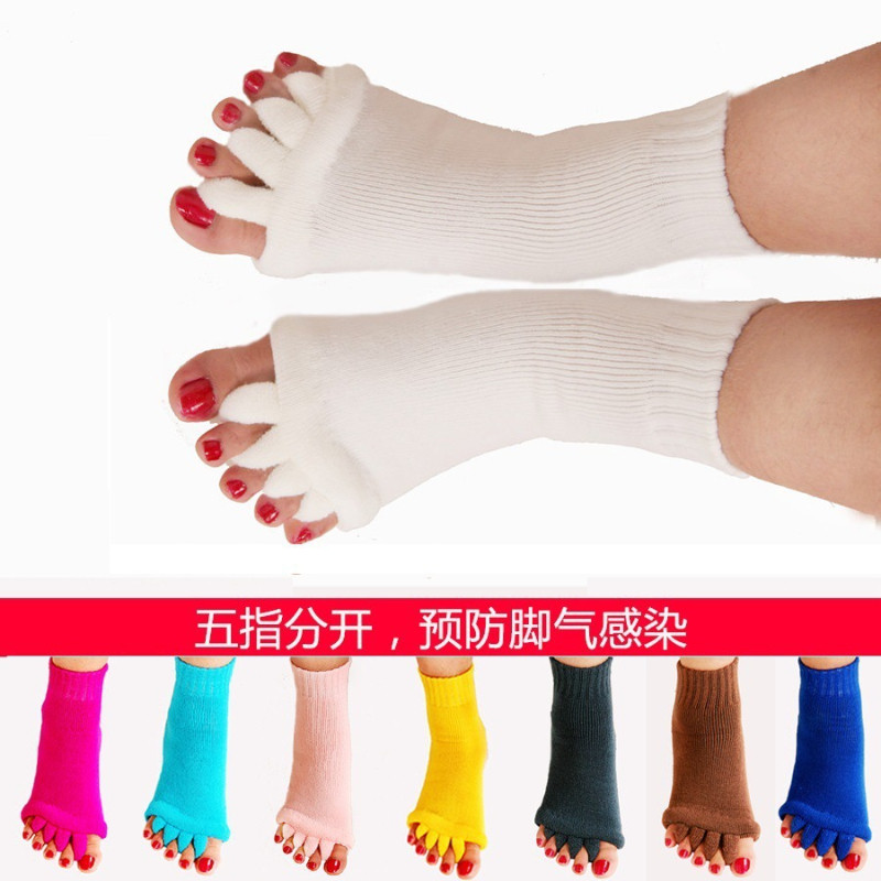 1Pár Öt lábujj elválasztó Lábzokni Hallux Valgus Corrector Bunion Adjuster Lábápoló Alignment Hajegyenesítő Zokni Lábápolás