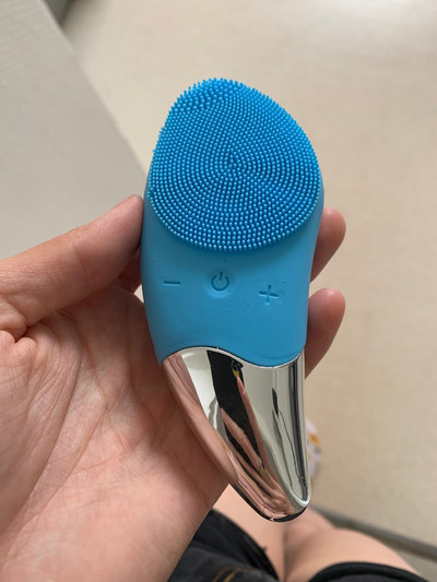 Ultragarsinis elektrinis silikoninis veido valymo instrumentas, šepetėlis, valantis poras, veido vibracinis masažas, atpalaiduojantis įrankis