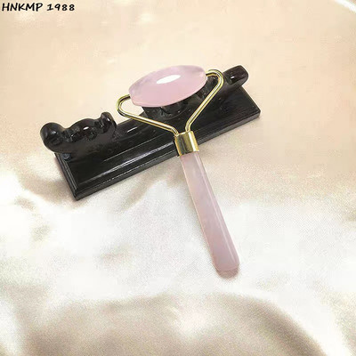 Rožių kristalų veido pakėlimo masažuoklis Crystal Roller veido masažas Atpalaiduojantis Nefrito ritininis akmuo Natūralus rožinis kvarcas grožio odai priemonė