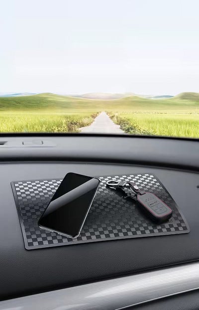 Super Sticky Anti-slip Car Mat PVC High Temperature Resistant Mobile Phone Holder Universal Styling Interior