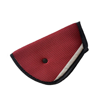 Gyerekeknek autóban biztonságosan illeszkedő biztonsági öv-állító bababiztonsági háromszög Erős eszközvédő pozícionáló kocsik intim kiegészítők