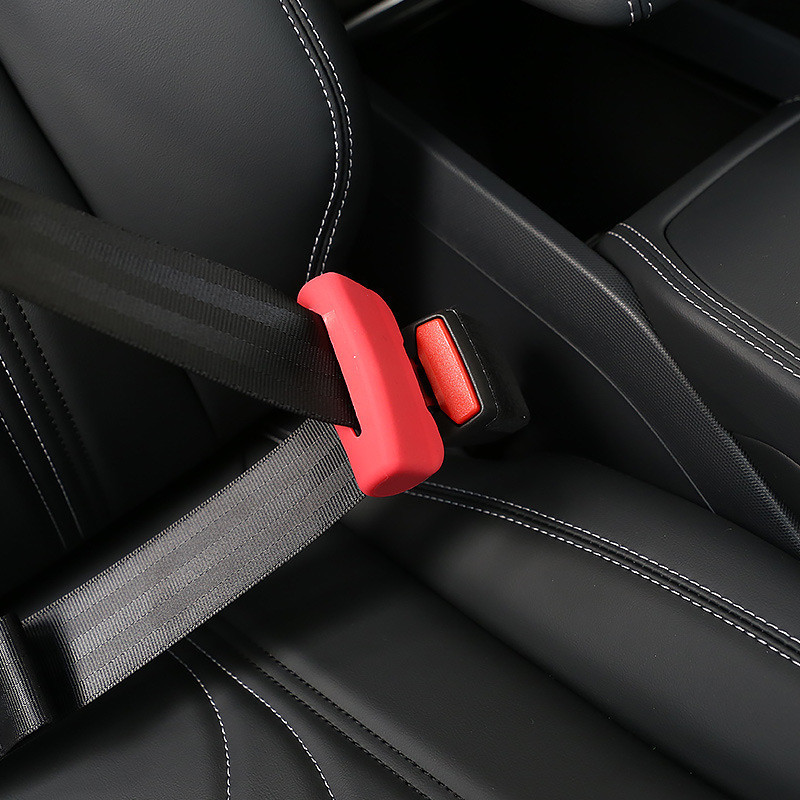Tesla Model 3/Y biztonsági övcsat védőburkolat szilikon ütközés elkerülő piros fekete autó biztonsági öv csíptető védő