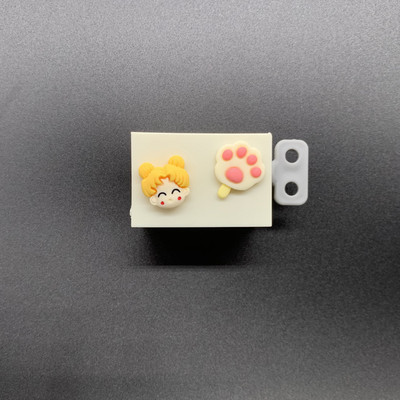 1 kom. Kućna plastična tuba za cijeđenje paste za zube. Jednostavan dozator. Rotirajući držač. Kupaonski pribor. Pribor za čišćenje zuba.