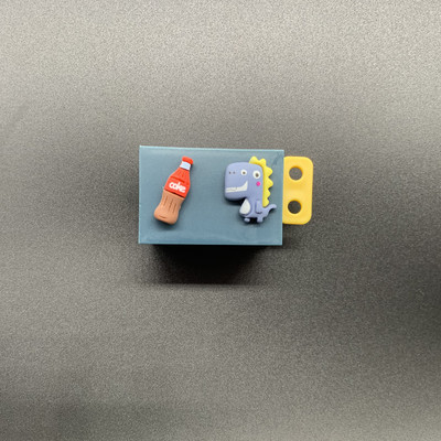 1 kom. Kućna plastična tuba za cijeđenje paste za zube. Jednostavan dozator. Rotirajući držač. Kupaonski pribor. Pribor za čišćenje zuba.