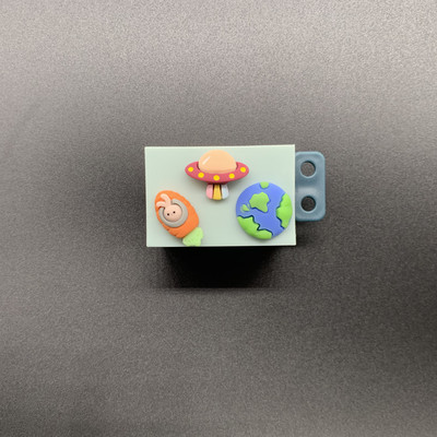 1 kom. Kućna plastična tuba za cijeđenje paste za zube. Jednostavan dozator. Rotirajući držač. Kupaonski pribor. Pribor za čišćenje zuba.