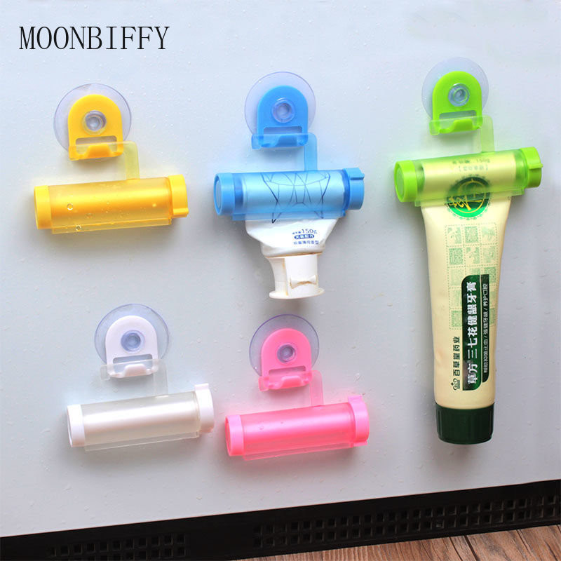 Седалка за паста за зъби Пластмасова подвижна тръба Изстисквачка Дозатор за паста за зъби Държач за смукател Тръба Висящ държач Инструмент за изстискване на баня