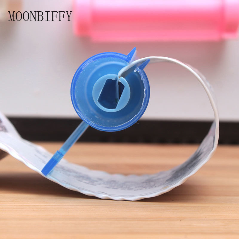 Седалка за паста за зъби Пластмасова подвижна тръба Изстисквачка Дозатор за паста за зъби Държач за смукател Тръба Висящ държач Инструмент за изстискване на баня