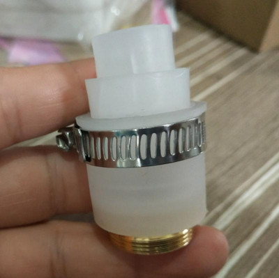 Въртящ се на 360 удължител за кран Барботер Телескопична удължителна тръба Издърпайте надолу Пенообразуващ кухненски кран за баня Аксесоари