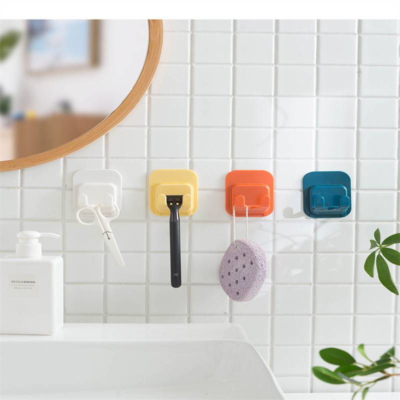 Поставка за бръснач без пробиване Залепваща кука Рафт за самобръсначка Баня Окачен на стена Душ Щепсел за съхранение Кухненска закачалка за халат