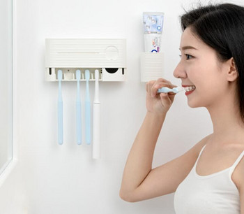UVC ултравиолетова стерилизация Държач за четка за зъби, изсушен на въздух, Дозатор за паста за зъби Поставка, монтиран на стена Аксесоари за баня