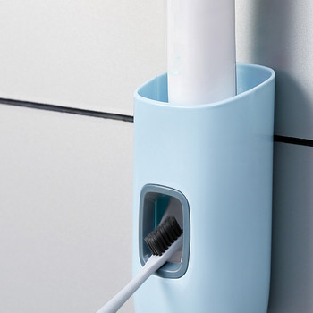 Монтирана на стена автоматична изстисквачка за паста за зъби Висяща поставка за четка за зъби Рафтове за съхранение в банята Инструмент за почистване на семеен дом
