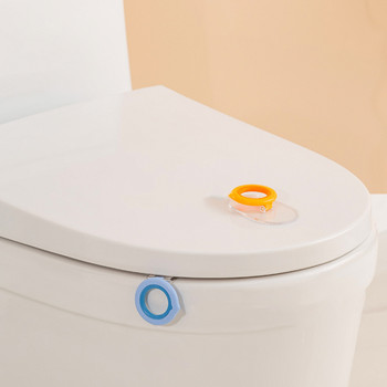 Πολυλειτουργικό ανυψωτικό καθίσματος τουαλέτας Σκανδιναβικό μινιμαλιστικό στυλ Επικολλημένο ανυψωτικό καπάκι τουαλέτας σπιτιού Χειρολαβή λαβής μπάνιου