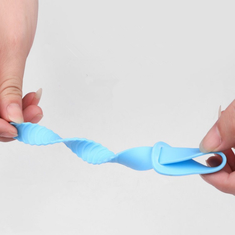 2 gab Cute Fruit tualetes sēdekļa pārsega pacēlājs silikona sanitārais Closestool sēdekļa pārsega pacelšanas rokturis ceļojumu vannas istabas pacelšanas ierīcei