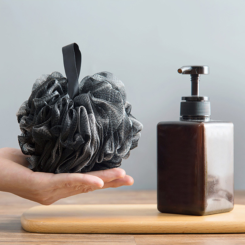 Dušas lufa īpaši liela PE 1gab melnas piekārtas stila skrubera bumbiņas mājsaimniecības vannas istabas piederumiem ķermeņa pīlinga rīki