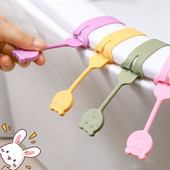 4 komada anti-prljavog podizača WC školjke Crtani medvjed Closestool Poklopac poklopca Ručka za podizanje Alat za podizanje Kućni kupaonski pribor B03E