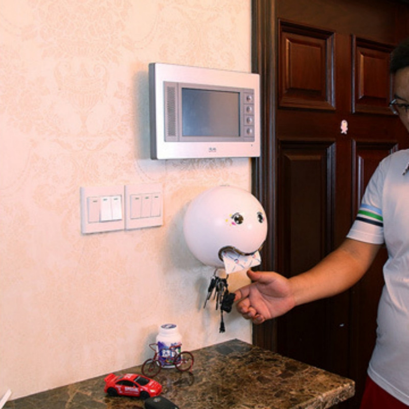 Pie sienas piestiprināts apaļš tualetes papīra turētājs Radošs ūdensnecaurlaidīgs magnētiskais apakšējais mājas vannas istabas smaids tualetes rullīša papīra organizatora kaste