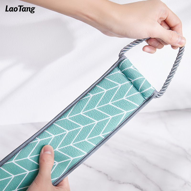 Divpusējs pīlings ķermeņa skruberis muguras tīrīšanas mazgāšanas lupatiņa mīksta birste vannas dušas pīlingam uz augu bāzes