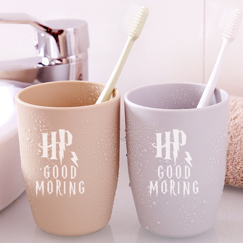 „Good Moring Brushing“ dantų pastos puodelis Dantų šepetėlio laikiklio puodelis Plastikinis Kūrybinis animacinis filmas Kelionės vonios kambario pakabukas Namų dekoravimas