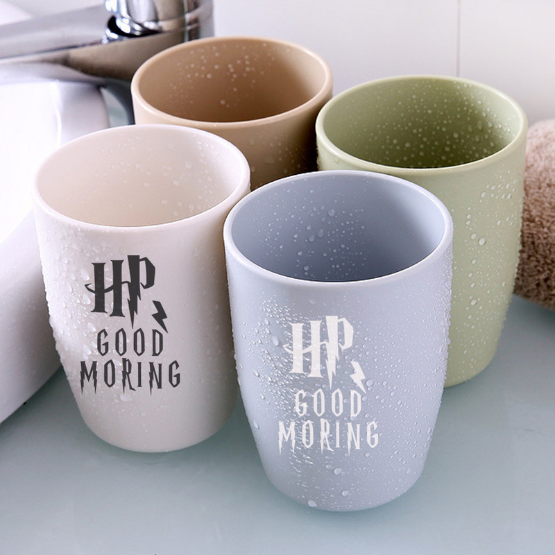 „Good Moring Brushing“ dantų pastos puodelis Dantų šepetėlio laikiklio puodelis Plastikinis Kūrybinis animacinis filmas Kelionės vonios kambario pakabukas Namų dekoravimas