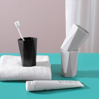 300ml Nordic Toothbrush Tumblers Cup σε σχήμα διαμαντιού Πλυντήριο ρούχων Είδη περιποίησης Ταξιδίου Αντιολισθητικά Αξεσουάρ μπάνιου σπιτιού Ζευγάρια ΝΕΟ