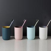 1 tk ühevärviline majapidamispesutops Paar harjamistopsid Plastikust Creative Simple Nordic hambaharja tass Kruus Hambaharja tass
