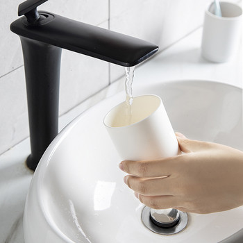 No Trace Paste Rack Cups Επιτοίχια βάση οδοντόβουρτσας Ποτήρι για στοματικό πλύσιμο μπάνιου Κύπελλο πλύσης χωρίς διάτρηση Οδοντόβουρτσισμα για το σπίτι baño