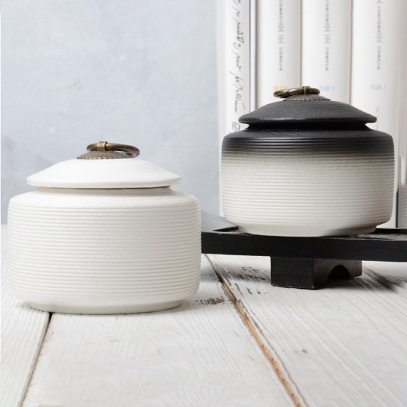 urna mājdzīvnieku nāve mājas apbedīšana cērtuves pelni memoriāls kaķis suns paradīze dzīvnieks likts mājās zārks keramikas kremēšana