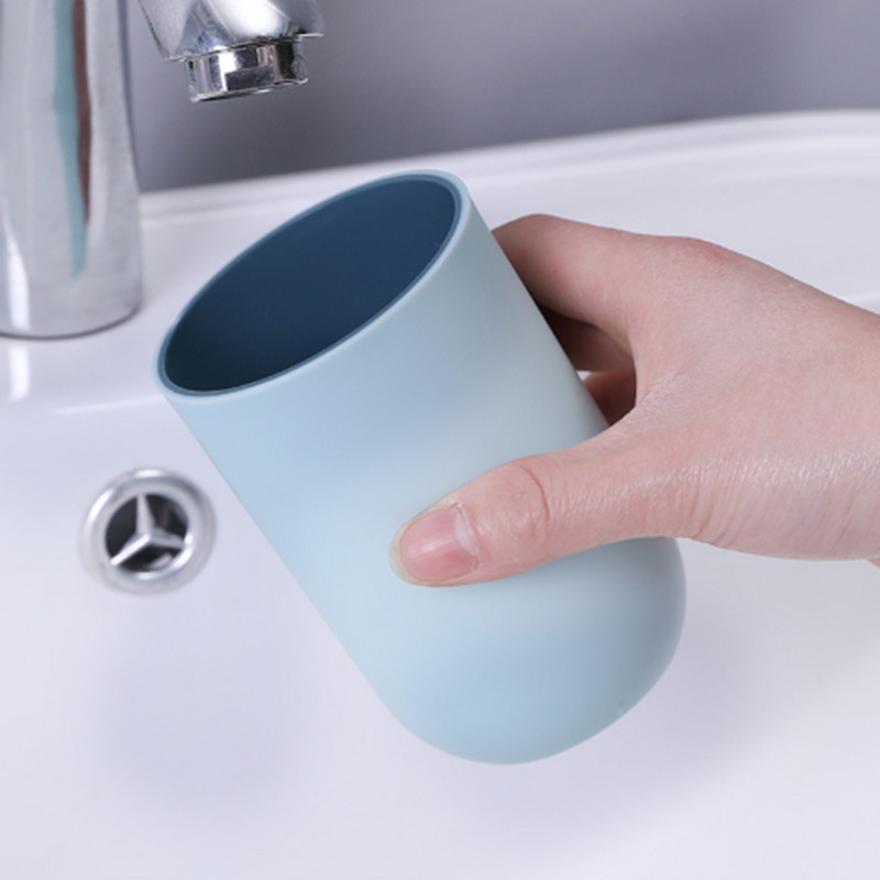 Vienkāršs Ziemeļvalstu ceļojumu pārnēsājams zobu birstes krūze vannas istabai plastmasas zobu birstes turētājs Glabāšanas organizatora krūze vannas istabas komplekti vannas istabai