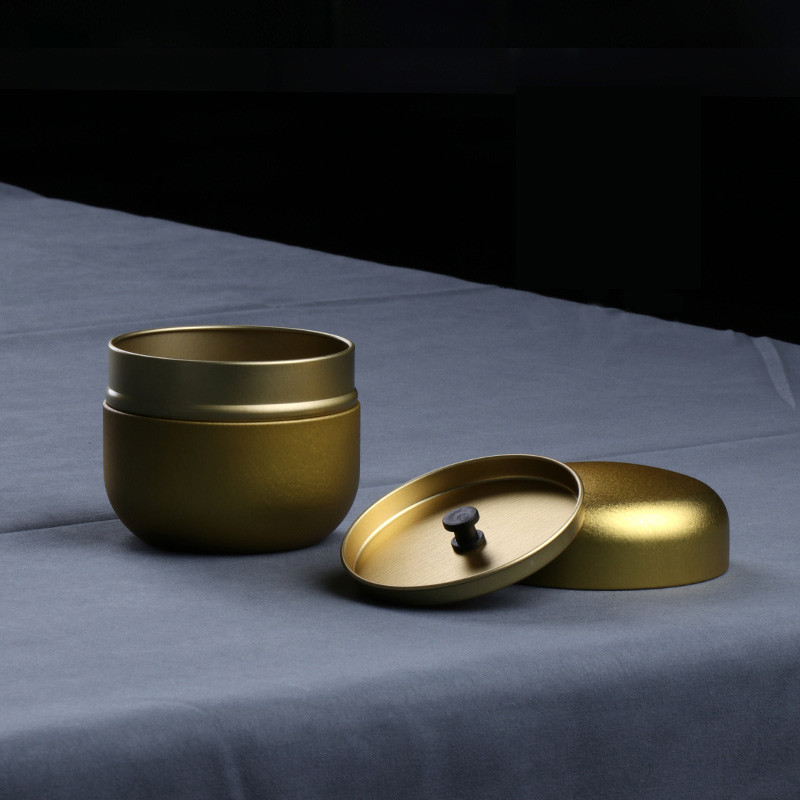 Suņi Kaķi Mazie mājdzīvnieki Kremēšana Dzelzs urna Dzīvnieku pelni Turētājs Urnas Mājdzīvnieku piemiņas zīmes Zārks bēru piemiņas izstāde mājās vai apglabāšana