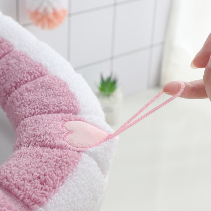 Universāls tualetes sēdekļa pārklāja paklājiņš Mājas vannas paklājiņš Ziemas silts tualetes vāka spilvens Mīksts mazgājams Closestool Mat Vannas istabas piederumi